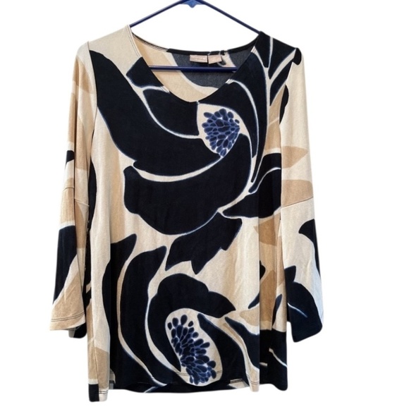 Chico's Travelers Tunic Exploded Water Floral 3/4 Sleeve Stretch NWT - Picture 1 of 6